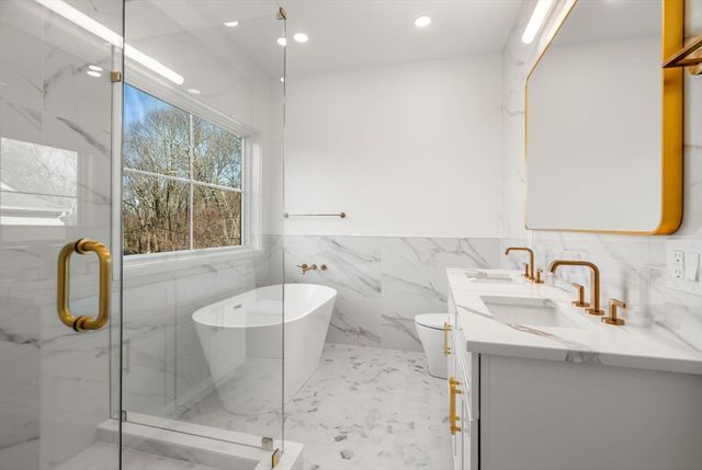 5 Morseland Ave, Newton, MA 02459