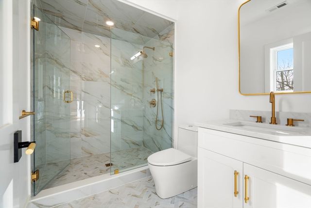 5 Morseland Ave, Newton, MA 02459