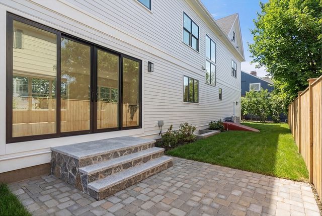 5 Morseland Ave, Newton, MA 02459