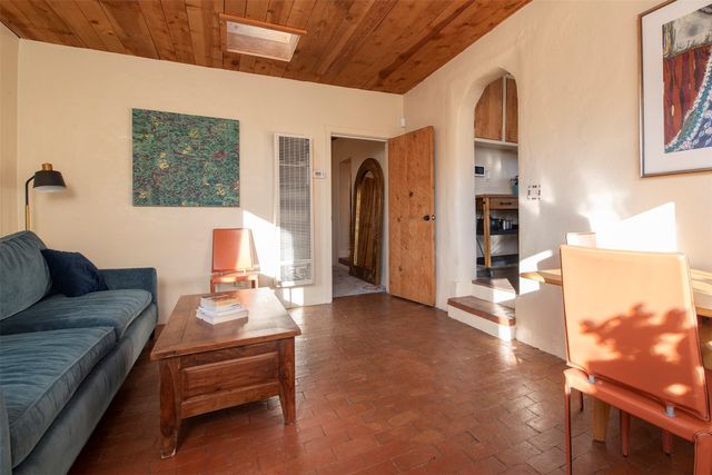 617 Don Felix A, Santa Fe, NM 87501