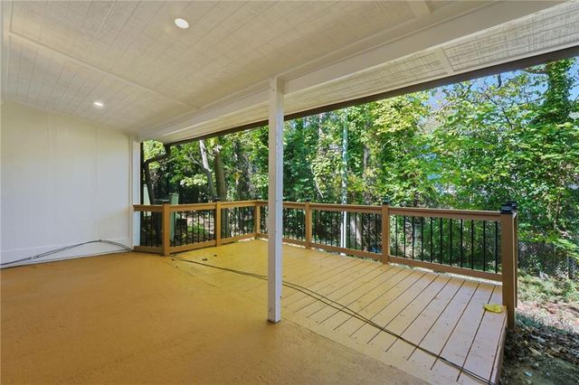 745 Cedar Pointe SW Court, Marietta, GA 30008