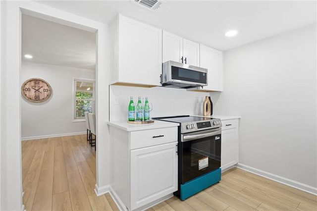 745 Cedar Pointe SW Court, Marietta, GA 30008