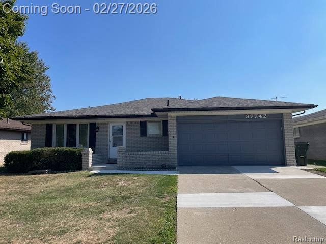37742 DOUGLAS Court, Sterling Heights, MI 48310