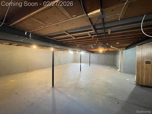 37742 DOUGLAS Court, Sterling Heights, MI 48310