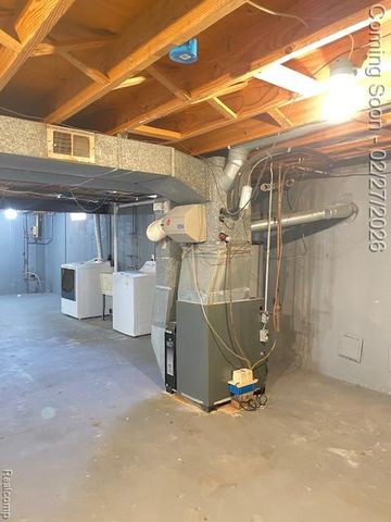 37742 DOUGLAS Court, Sterling Heights, MI 48310