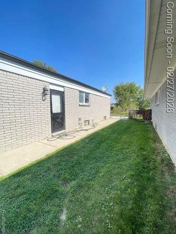37742 DOUGLAS Court, Sterling Heights, MI 48310