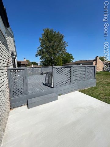 37742 DOUGLAS Court, Sterling Heights, MI 48310