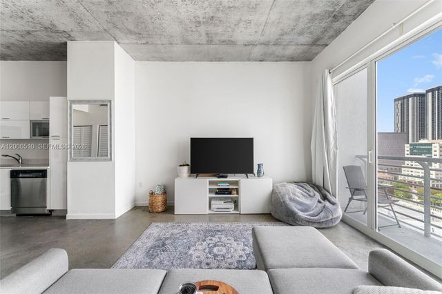 133 NE 2nd Ave 1711, Miami, FL 33132