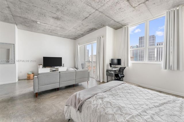 133 NE 2nd Ave 1711, Miami, FL 33132