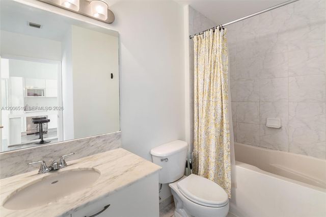 133 NE 2nd Ave 1711, Miami, FL 33132