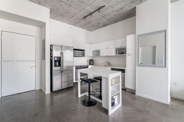 133 NE 2nd Ave 1711, Miami, FL 33132