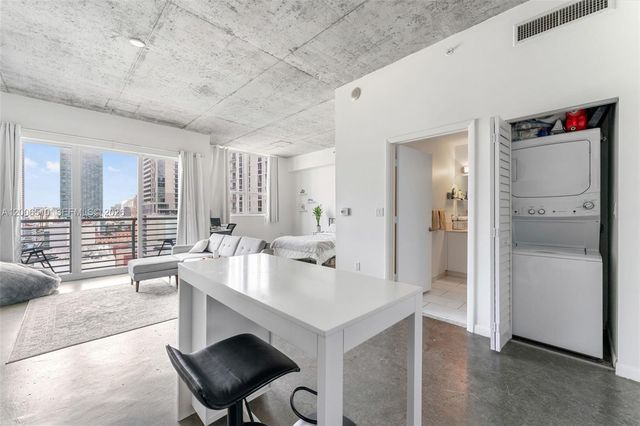 133 NE 2nd Ave 1711, Miami, FL 33132