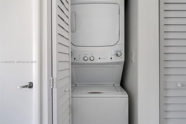 133 NE 2nd Ave 1711, Miami, FL 33132