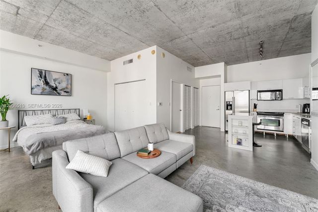 133 NE 2nd Ave 1711, Miami, FL 33132