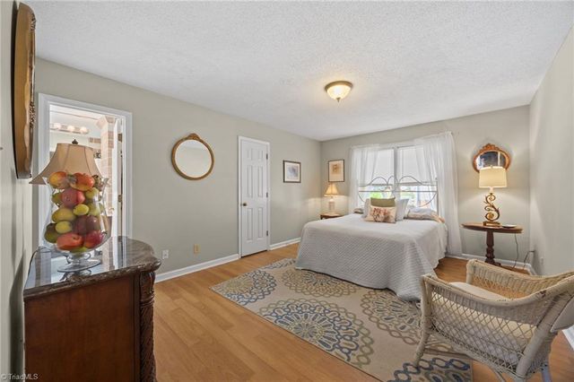 944 Chatfield Drive, Jamestown, NC 27282