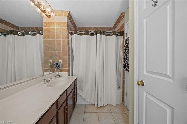 944 Chatfield Drive, Jamestown, NC 27282