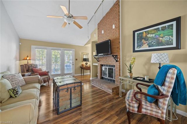 944 Chatfield Drive, Jamestown, NC 27282