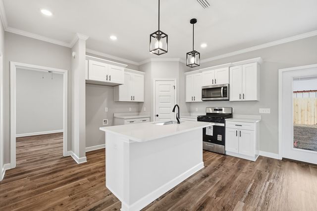 310 Thornbird, Enterprise, AL 36330