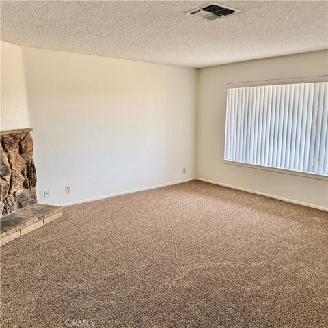 14595 Iroquois, Apple Valley, CA 92307