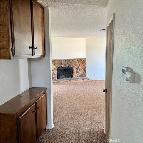 14595 Iroquois, Apple Valley, CA 92307
