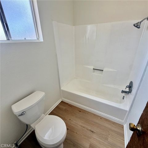 14595 Iroquois, Apple Valley, CA 92307