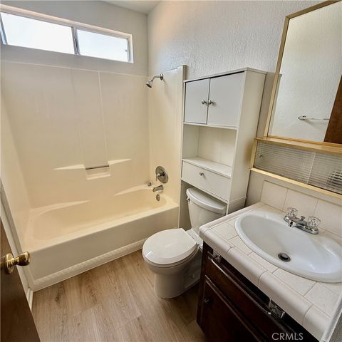 14595 Iroquois, Apple Valley, CA 92307
