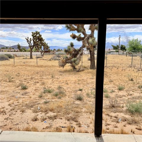 14595 Iroquois, Apple Valley, CA 92307