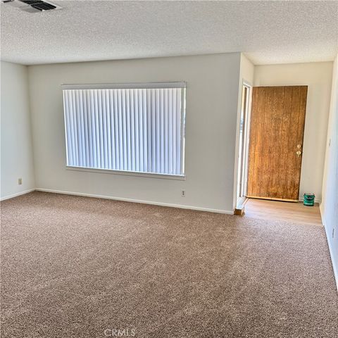 14595 Iroquois, Apple Valley, CA 92307