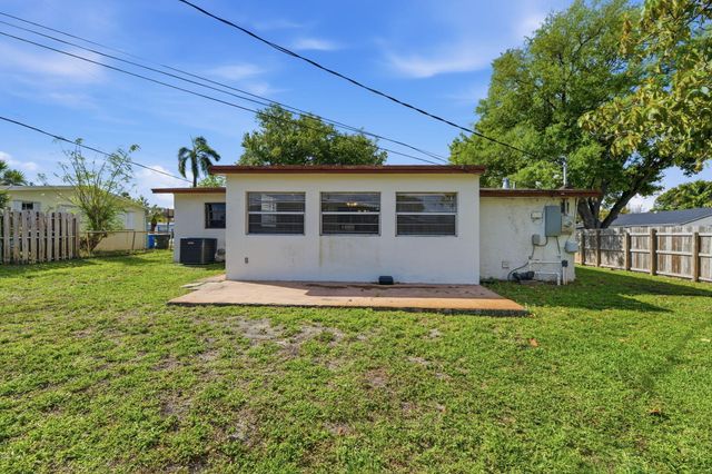 1531 NW 41st Court, Oakland Park, FL 33309