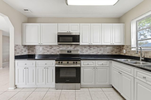 1531 NW 41st Court, Oakland Park, FL 33309