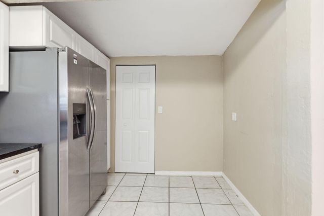 1531 NW 41st Court, Oakland Park, FL 33309