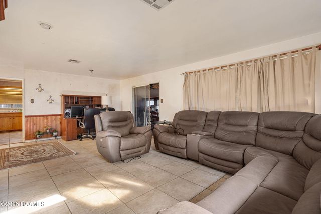 84 Virginia Street, Franklin, LA 70538