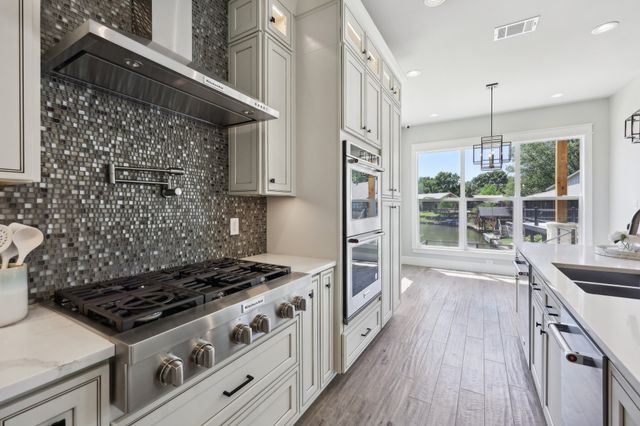 131 Hilltop Drive, Trinidad, TX 75163