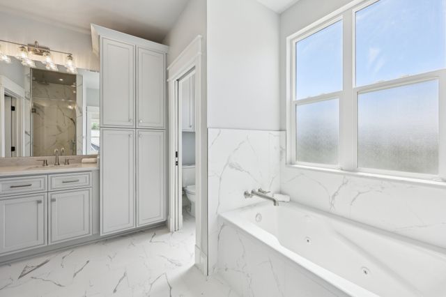 131 Hilltop Drive, Trinidad, TX 75163