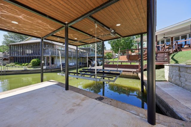 131 Hilltop Drive, Trinidad, TX 75163