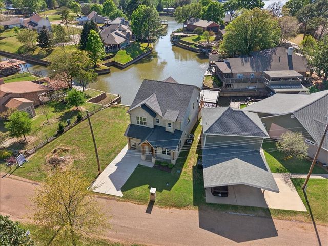 131 Hilltop Drive, Trinidad, TX 75163