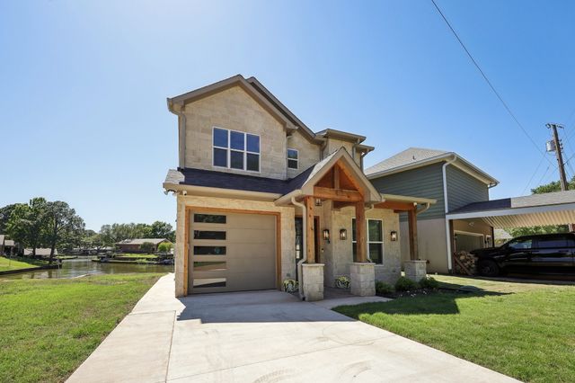 131 Hilltop Drive, Trinidad, TX 75163