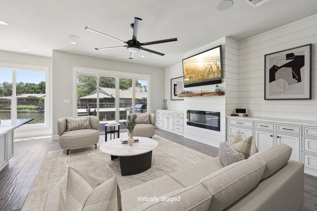 131 Hilltop Drive, Trinidad, TX 75163