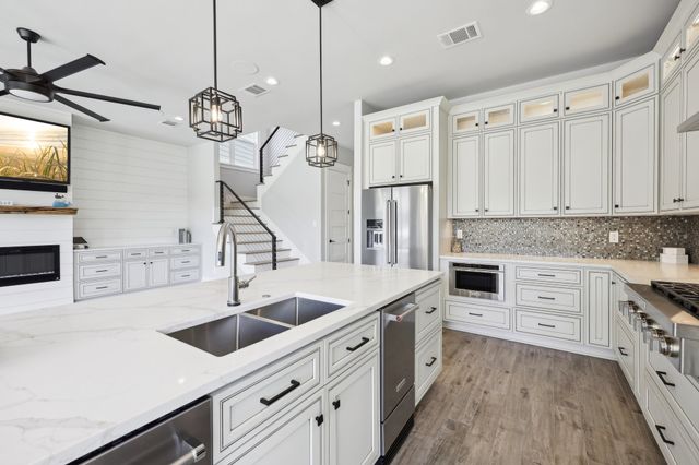 131 Hilltop Drive, Trinidad, TX 75163