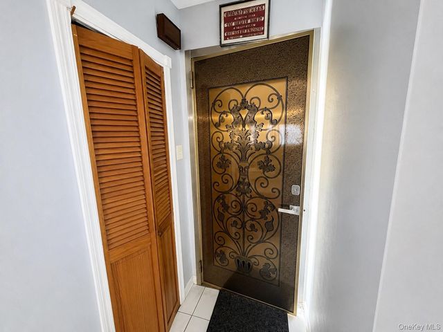 11828 227th Street, Cambria Heights, NY 11411