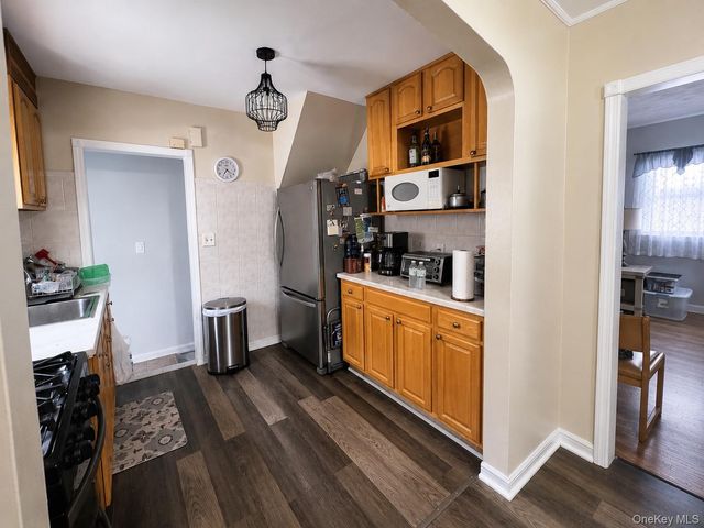 11828 227th Street, Cambria Heights, NY 11411