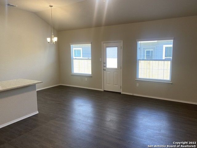 3414 Scott Cir, Seguin, TX 78155