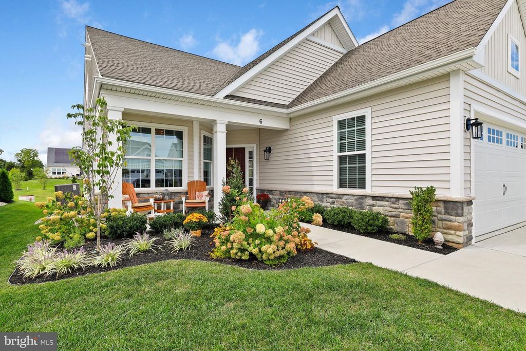 6 VINEGOLD DR, MULLICA HILL, NJ 08062 — photo 2