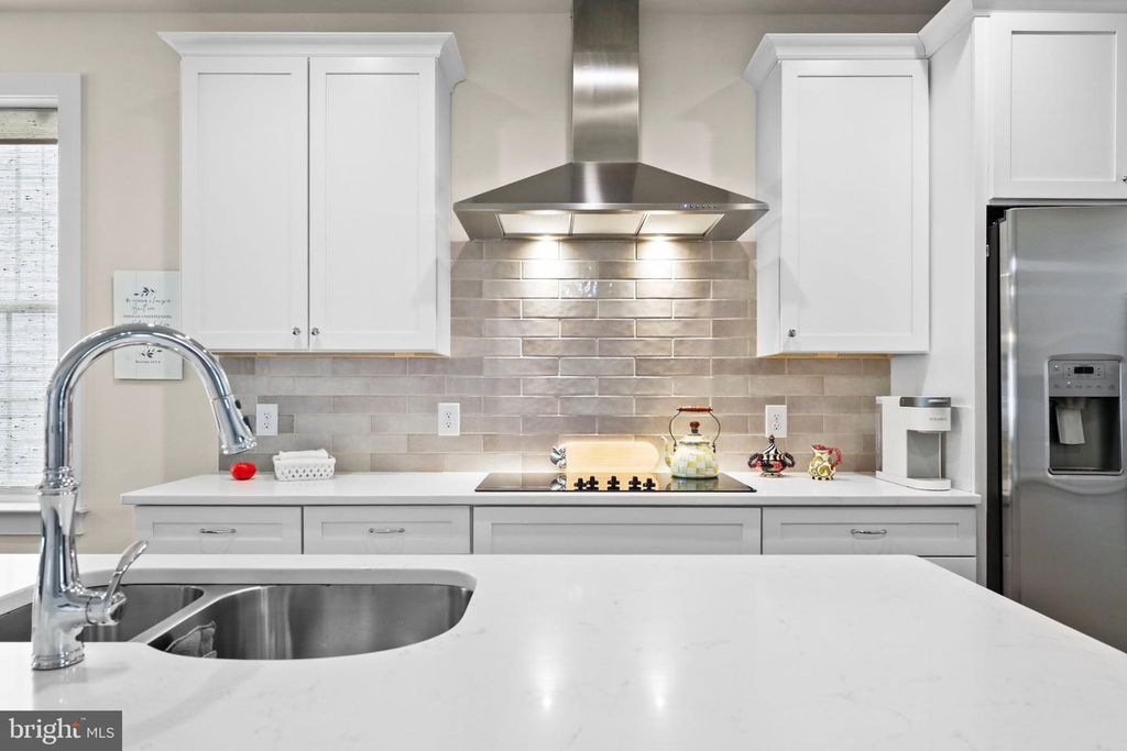 6 VINEGOLD DR, MULLICA HILL, NJ 08062 — photo 4