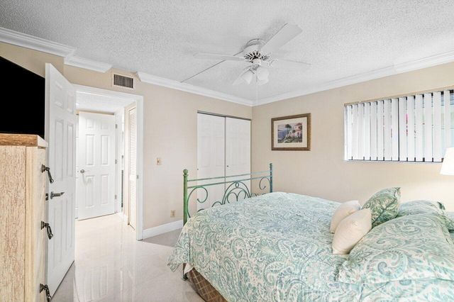 5771 FAIRWAY PARK Court 103, Boynton Beach, FL 33437