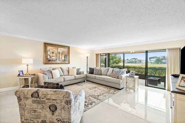 5771 FAIRWAY PARK Court 103, Boynton Beach, FL 33437