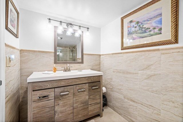 5771 FAIRWAY PARK Court 103, Boynton Beach, FL 33437