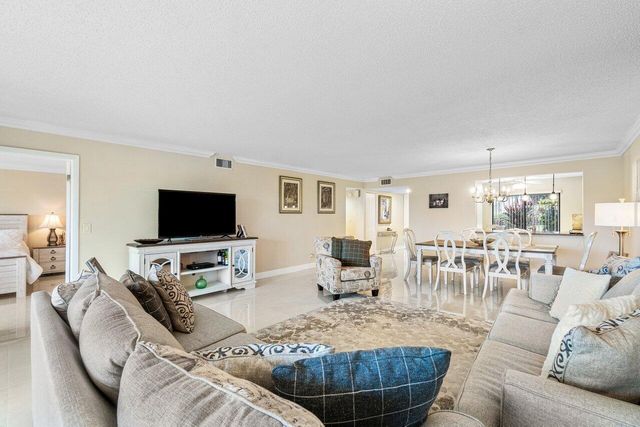5771 FAIRWAY PARK Court 103, Boynton Beach, FL 33437
