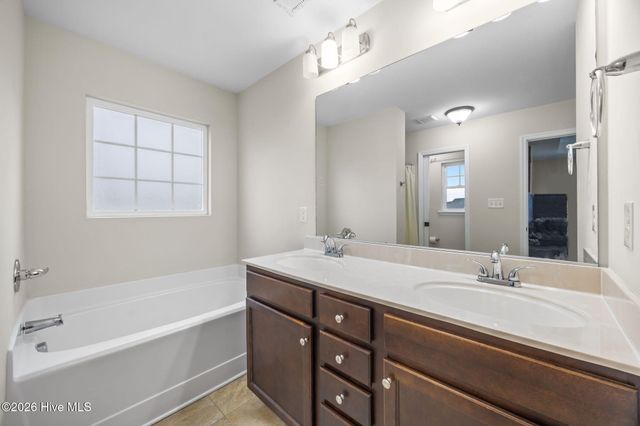 106 Chasity Way, Hubert, NC 28539