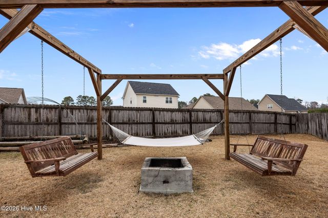 106 Chasity Way, Hubert, NC 28539